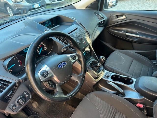 Ford Kuga 2.0 TDCI 115 CV 2WD Titanium