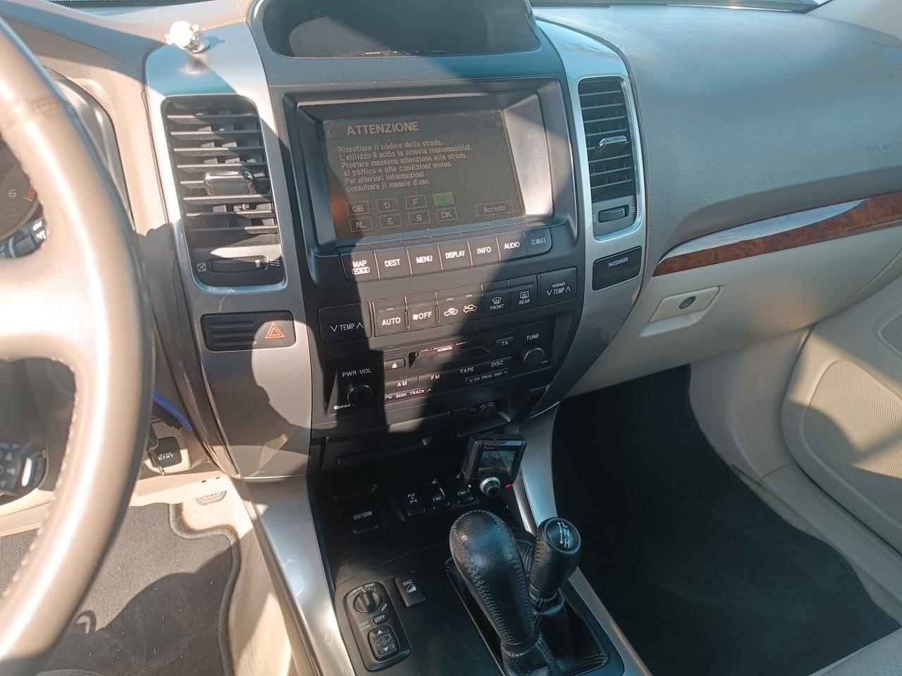 Toyota Land Cruiser 3.0 D-4D 16V cat 5 porte aut. Wagon