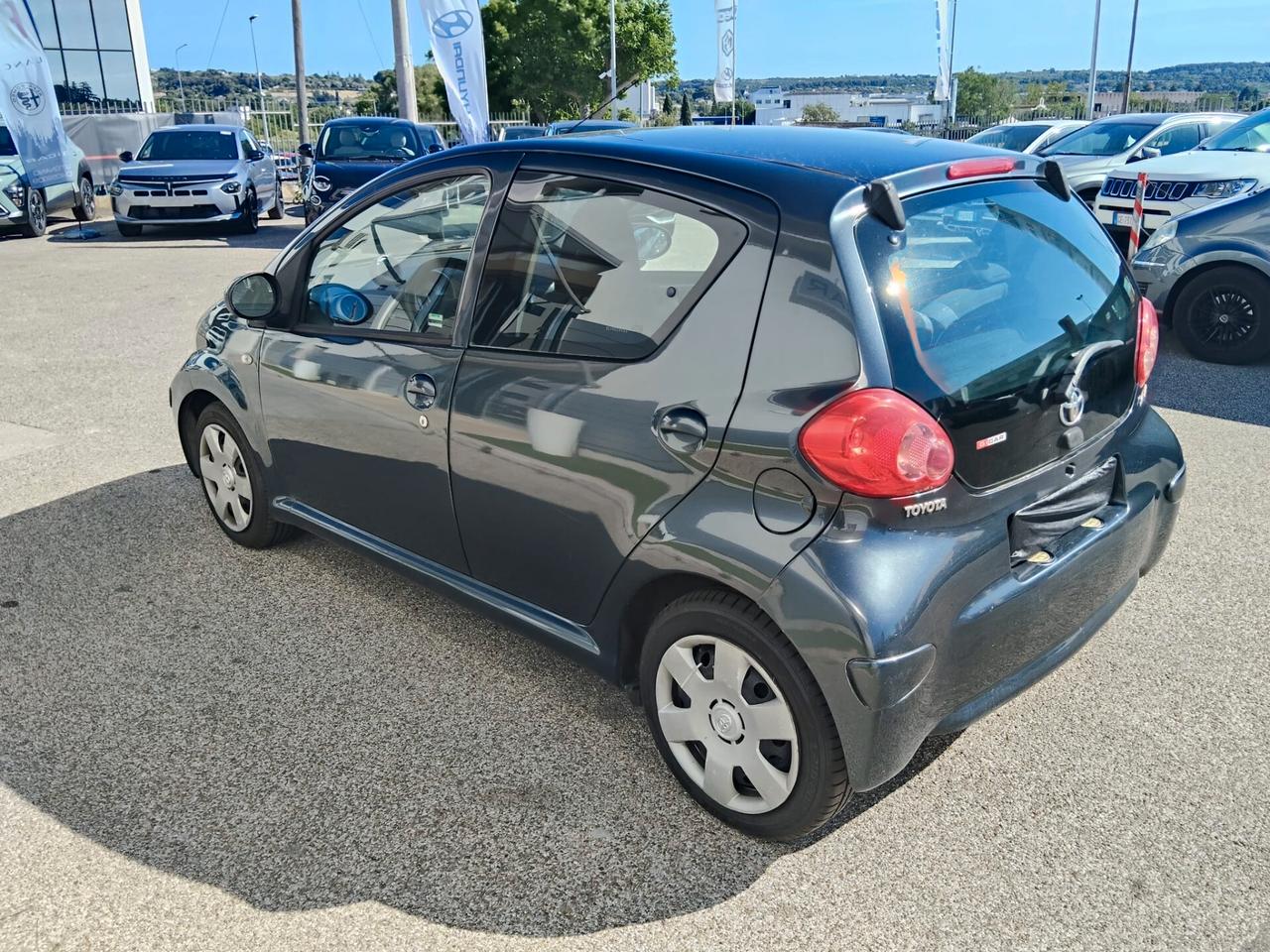 Toyota Aygo 1.0 12V VVT-i 5 porte