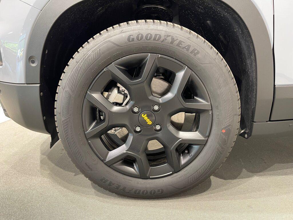 Jeep Avenger 1.2 turbo e-hybrid The North Face 4xe 136cv edct6