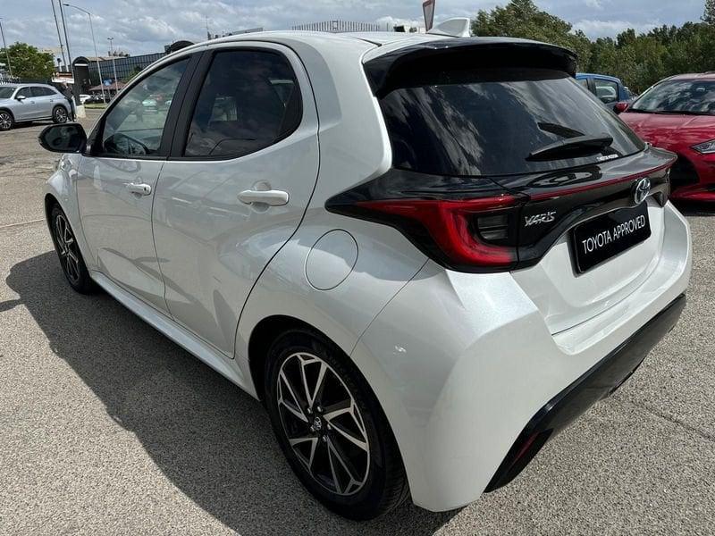 Toyota Yaris Hybrid Lounge MY22