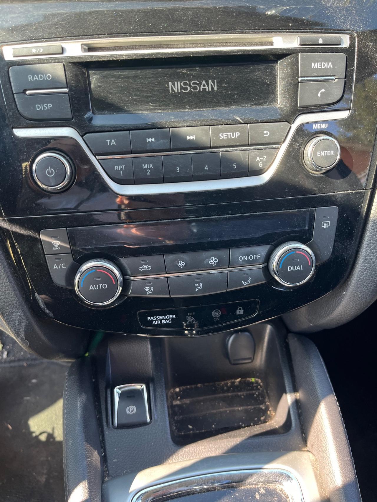 Nissan Qashqai 1.6 dCi AUTOMATICO POCO INCIDENTATO