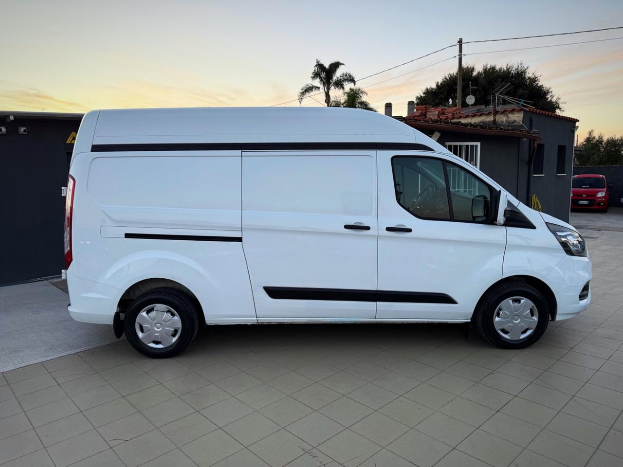 Ford Transit Custom 280 2.0 EcoBlue 130 PC Furgone Titanium