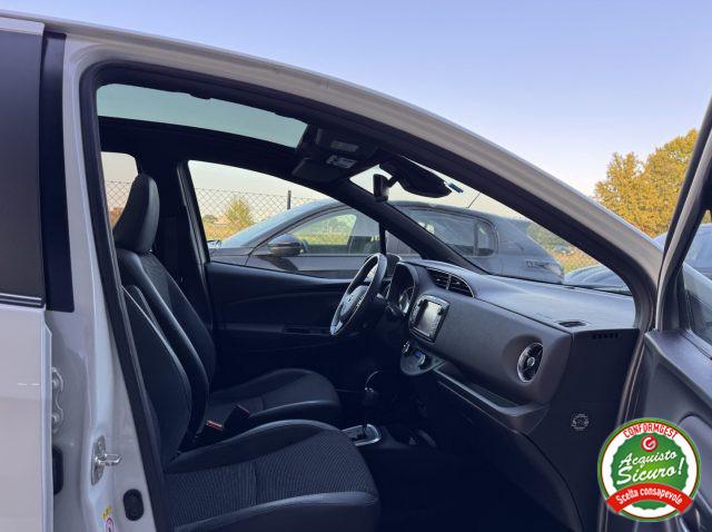 TOYOTA Yaris 1.5 Hybrid 5 porte Active ANCHE NEOPATENTATI