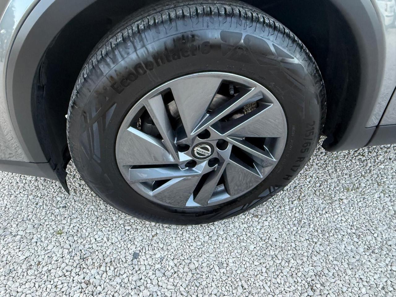 Nissan Qashqai MHEV 140 CV Business