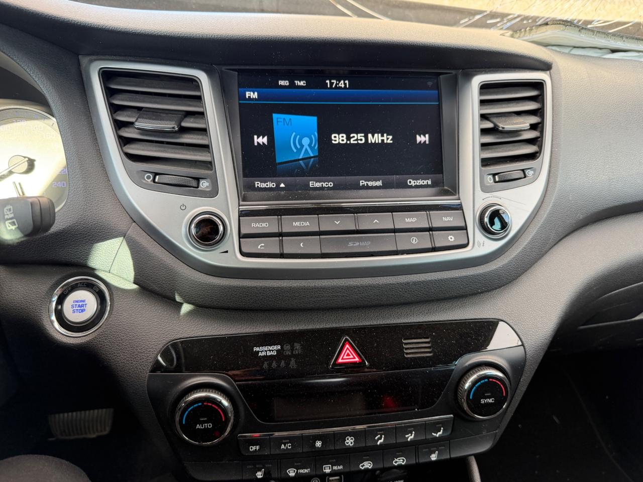 HYUNDAI TUCSON 2018 1.7 CRDi AUTOMATICO INCIDENTATO