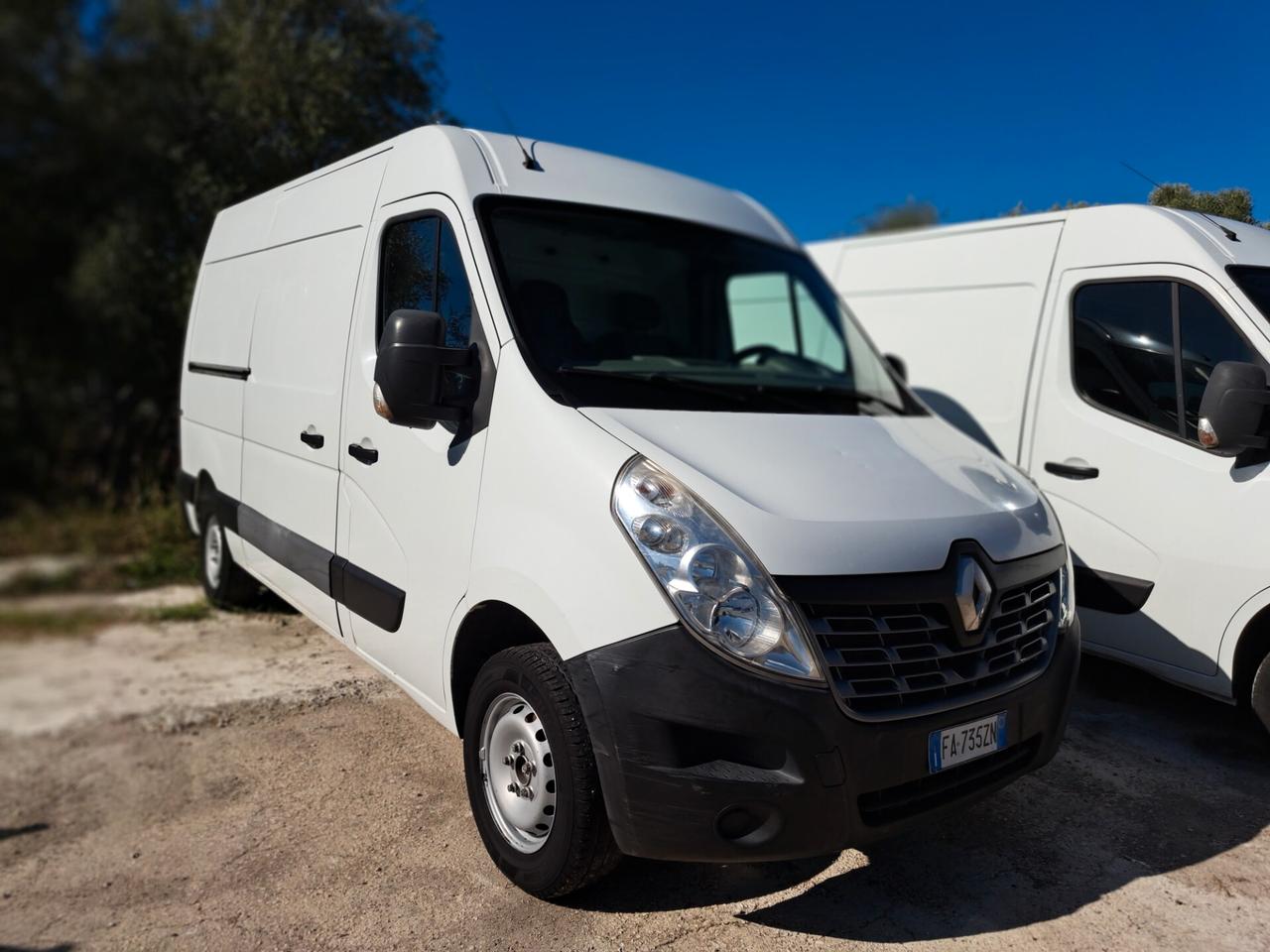 RENAULT MASTER 2.3 DCI 125CV L2-H2 - FURGONE - PERDE OLIO
