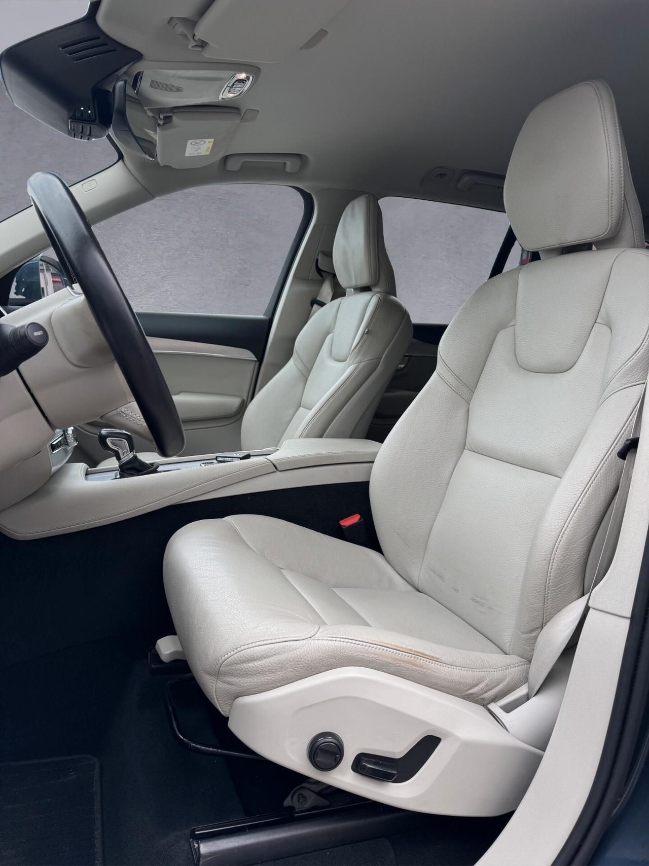 Volvo XC 90 XC90 D5 AWD Geartronic 7 posti Business Plus