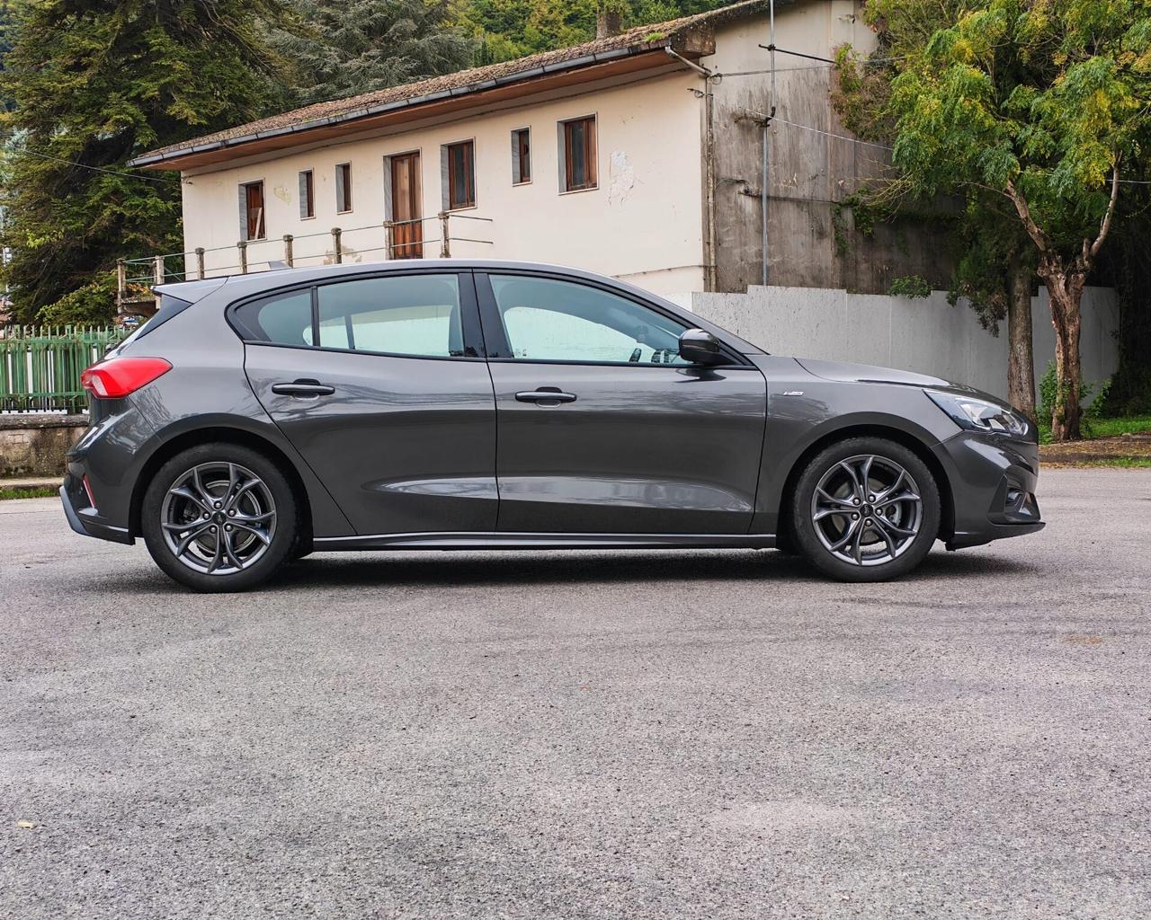 Ford Focus 1.5 EcoBlue 120 CV 5p. ST-Line auto
