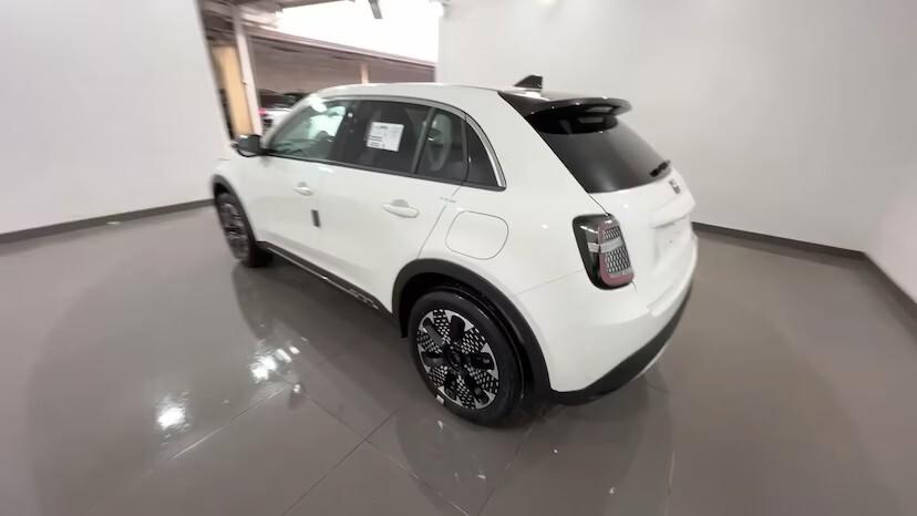 Fiat 600 Hybrid 136 CV DCT MHEV La Prima