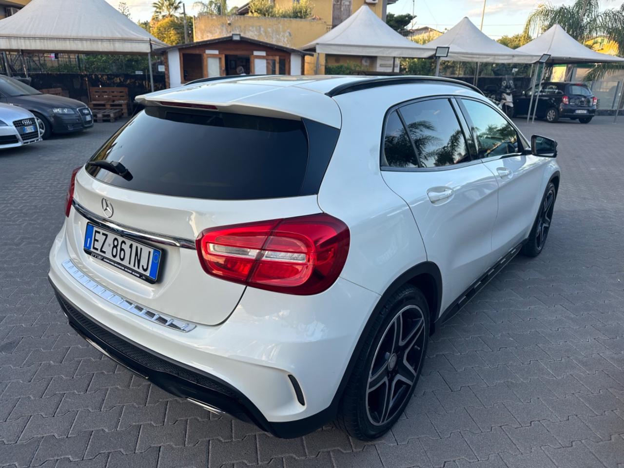 Mercedes-benz GLA 200 180 d Automatic Premium