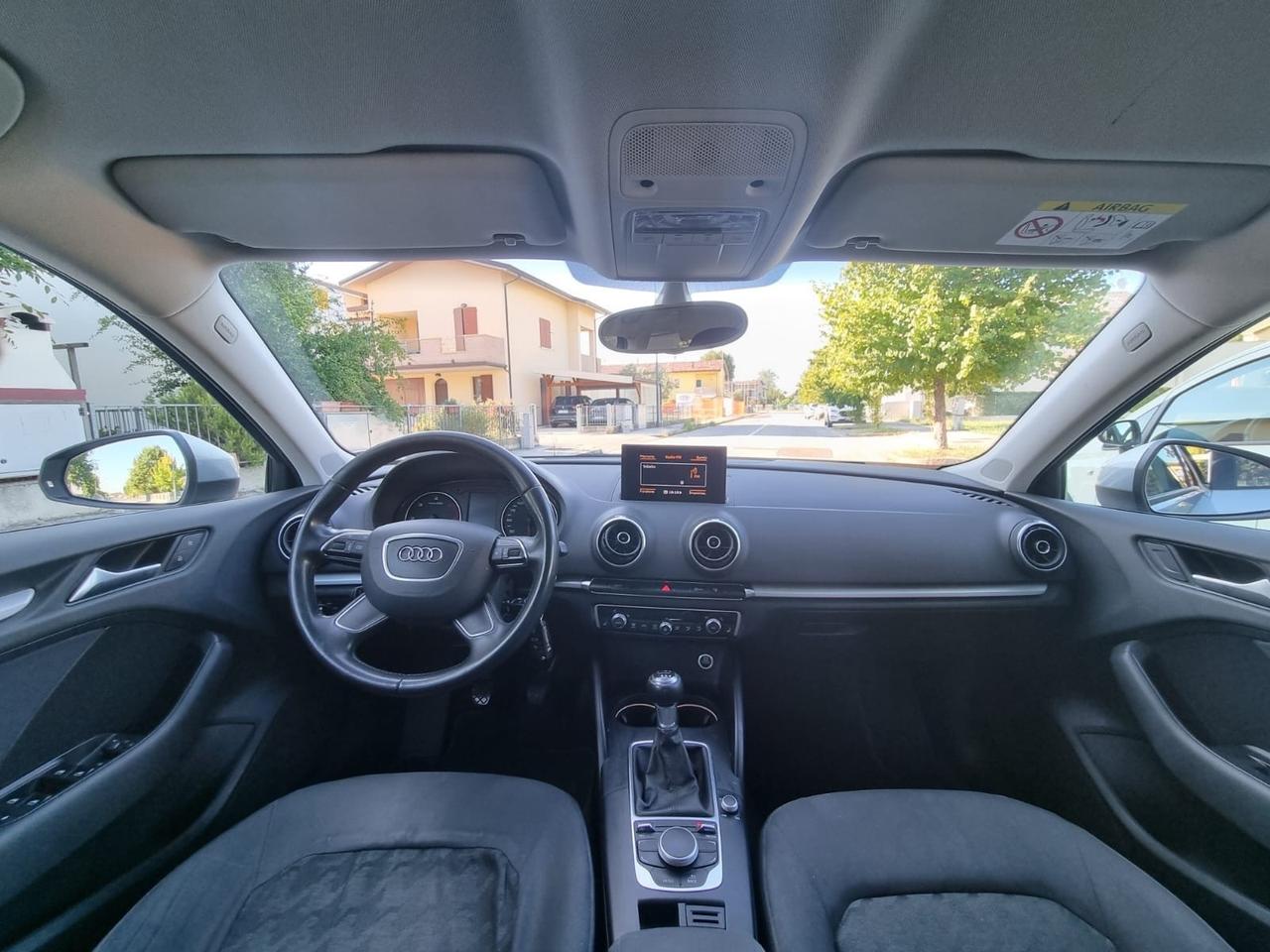 Audi A3 Sedan 1.6 TDI clean diesel Ambition