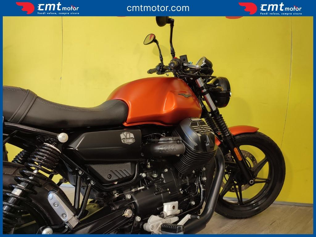 Moto Guzzi V7 - 2022