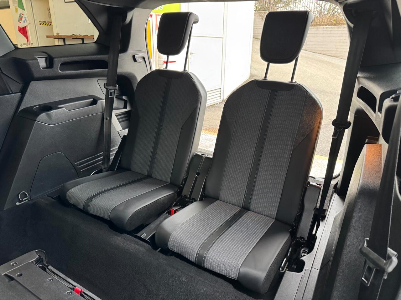 Peugeot 5008 1.5hdi AllurePack 7P GARANZIA 36 MESI