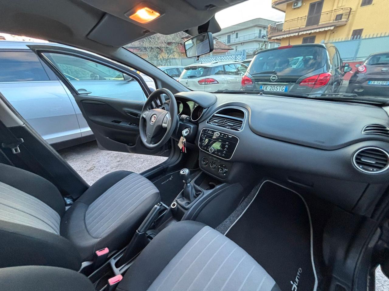 Fiat Punto 1.4 8V 5 porte Natural Power Street