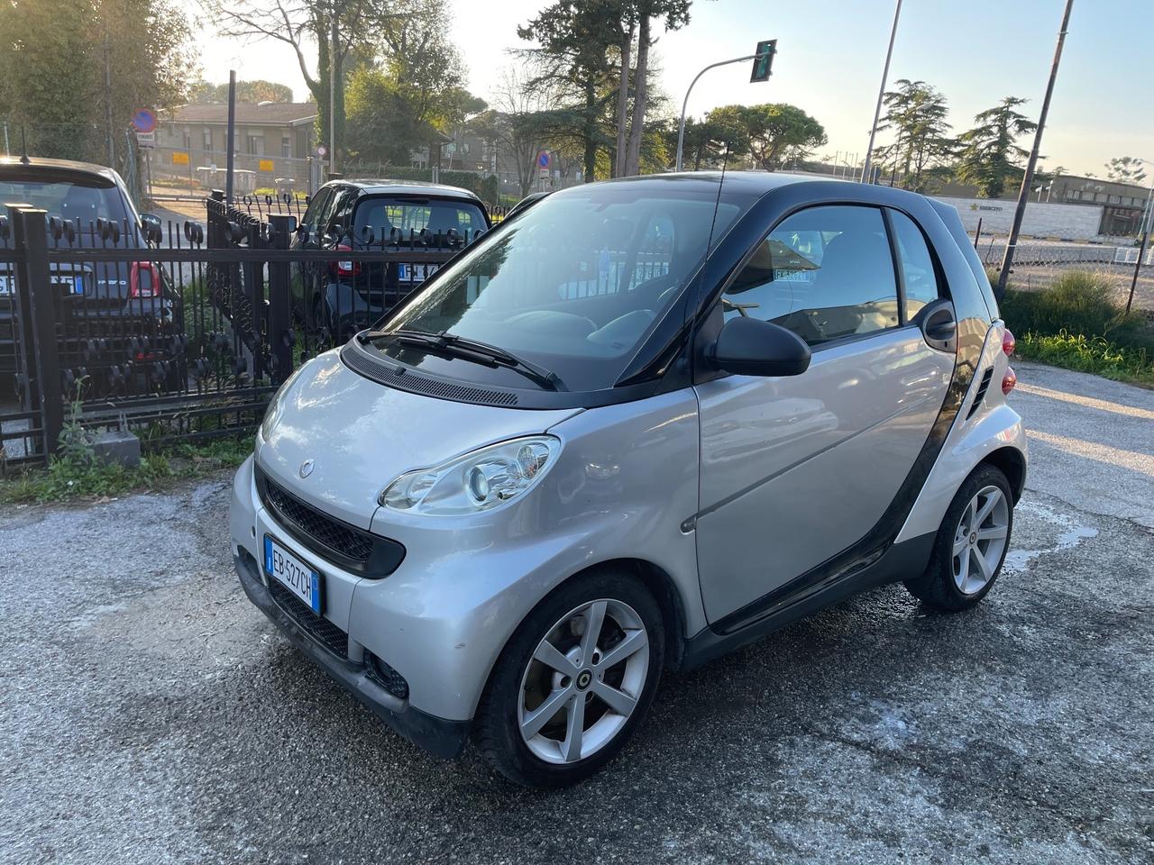 Smart ForTwo 1000 52 kW coupé passion