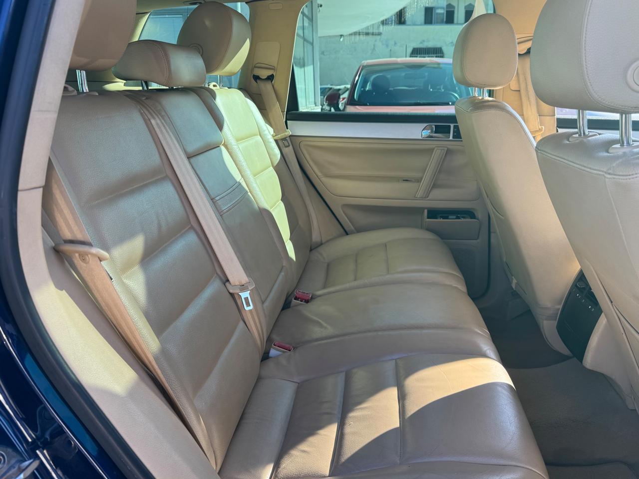 Volkswagen Touareg 3.0 V6 tdi tiptronic dpf