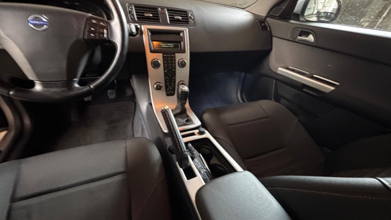 Volvo V50 D2 POLAR PLUS