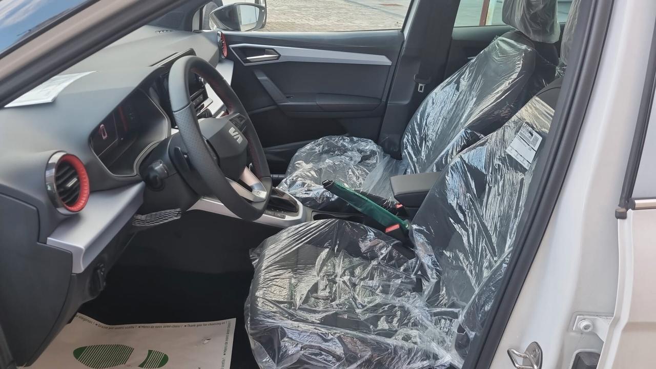 Seat Arona 1.5 TSI EVO DSG ACT FR Seat Arona 1.5 TSI EVO DSG ACT FR CON UN ANTICIPO DI 3000 EURO LA PORTI A CASA CON UNA RATA DA 299.93 EURO PER 35 MESI. DOPO PUOI RIFINANZIARE IL RESTO DELL' IMPORTO DOVUTO O LASCIARLA O SOSTITUIRLA CON UN'ALTRA AUTO NUOV