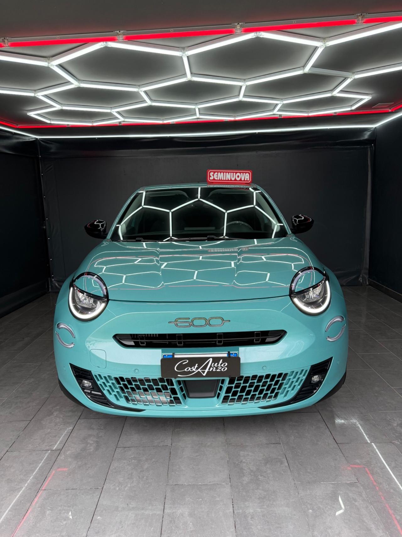 Fiat 600 1.2 Hybrid 145 CV DCT MHEV La Prima
