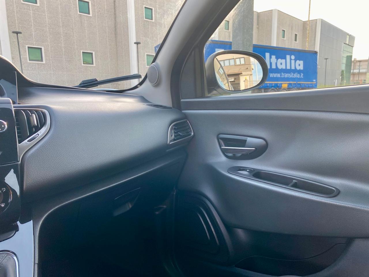 Lancia Ypsilon 1.3 MJT 16V 95 cv. 5 porte S&S Gold