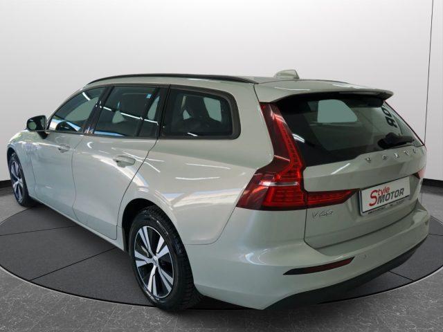 VOLVO V60 D3 Momentum Business Uniprop. Ufficiale Italia