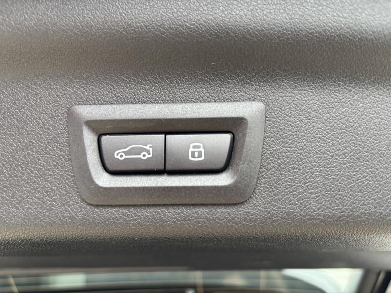 BMW X1 sdrive18i MSport auto FULL LED-NAVI-CAM-18"