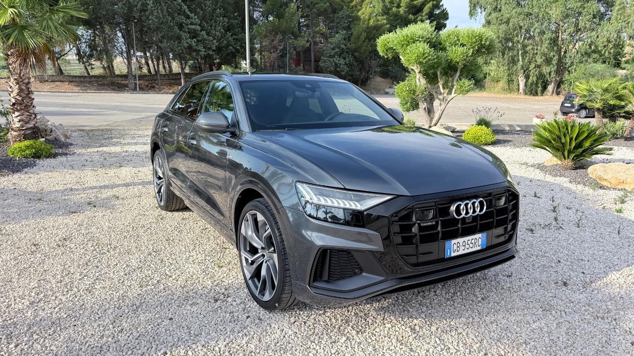 Audi Q8 50 TDI 286 CV quattro tiptronic Sport
