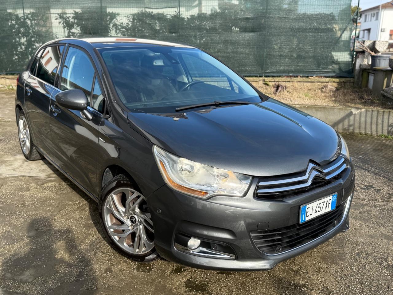 Citroen C4 1.6 HDi FULL OPT POCHI KM NEOPATENTATI
