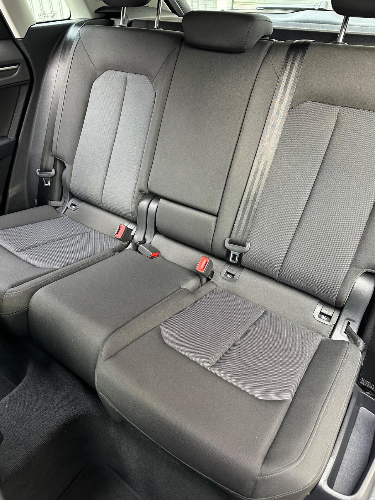 Audi Q3 35 TDI quattro S tronic Business Advanced