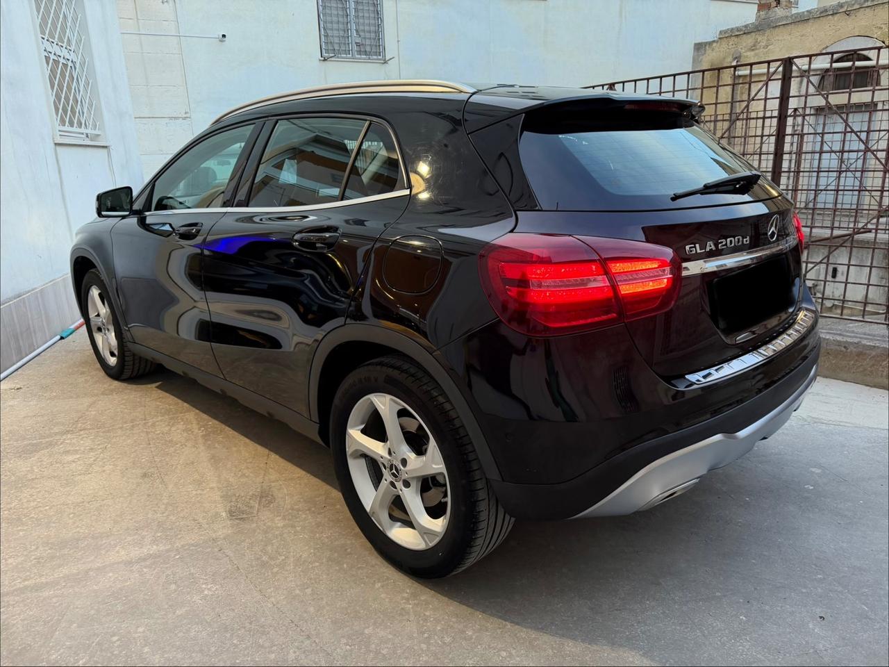 Mercedes-benz GLA 200 d Automatic Premium