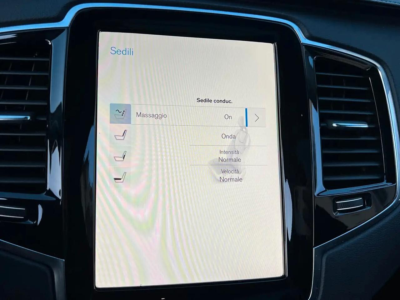 Volvo XC90 T8 Plug-In 303 + 87cv aut.8 AWD 7P-ti Inscription