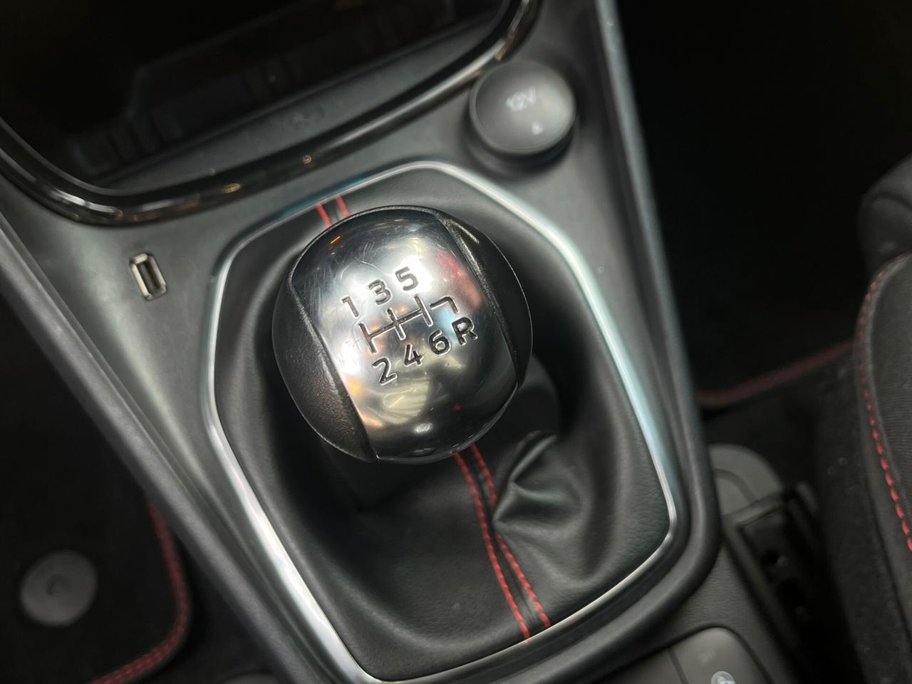 Ford Puma 1.0 EcoBoost Hybrid 125 CV S&S ST-Line