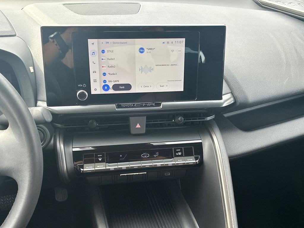 Toyota C-HR 1.8 hv Active fwd e-cvt