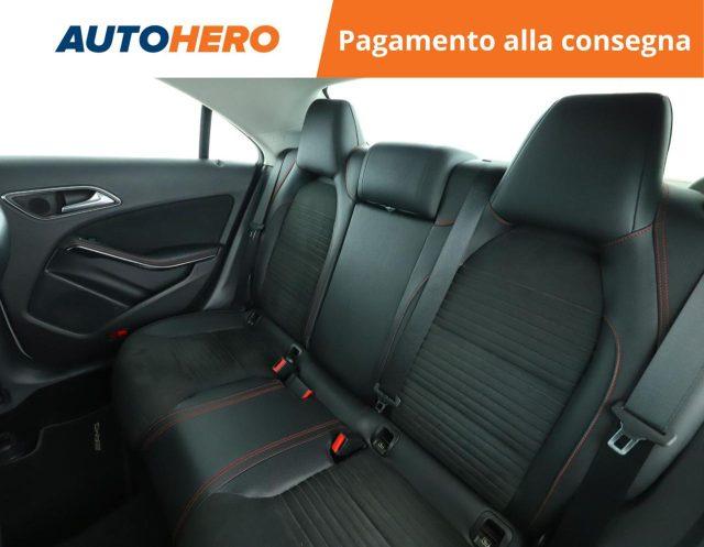 MERCEDES-BENZ CLA 200 d Automatic Premium