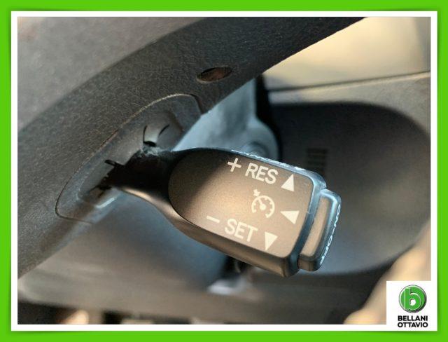 TOYOTA Auris Touring Sports 1.6 D-4D Lounge/TELECAMERA POSTERIORE