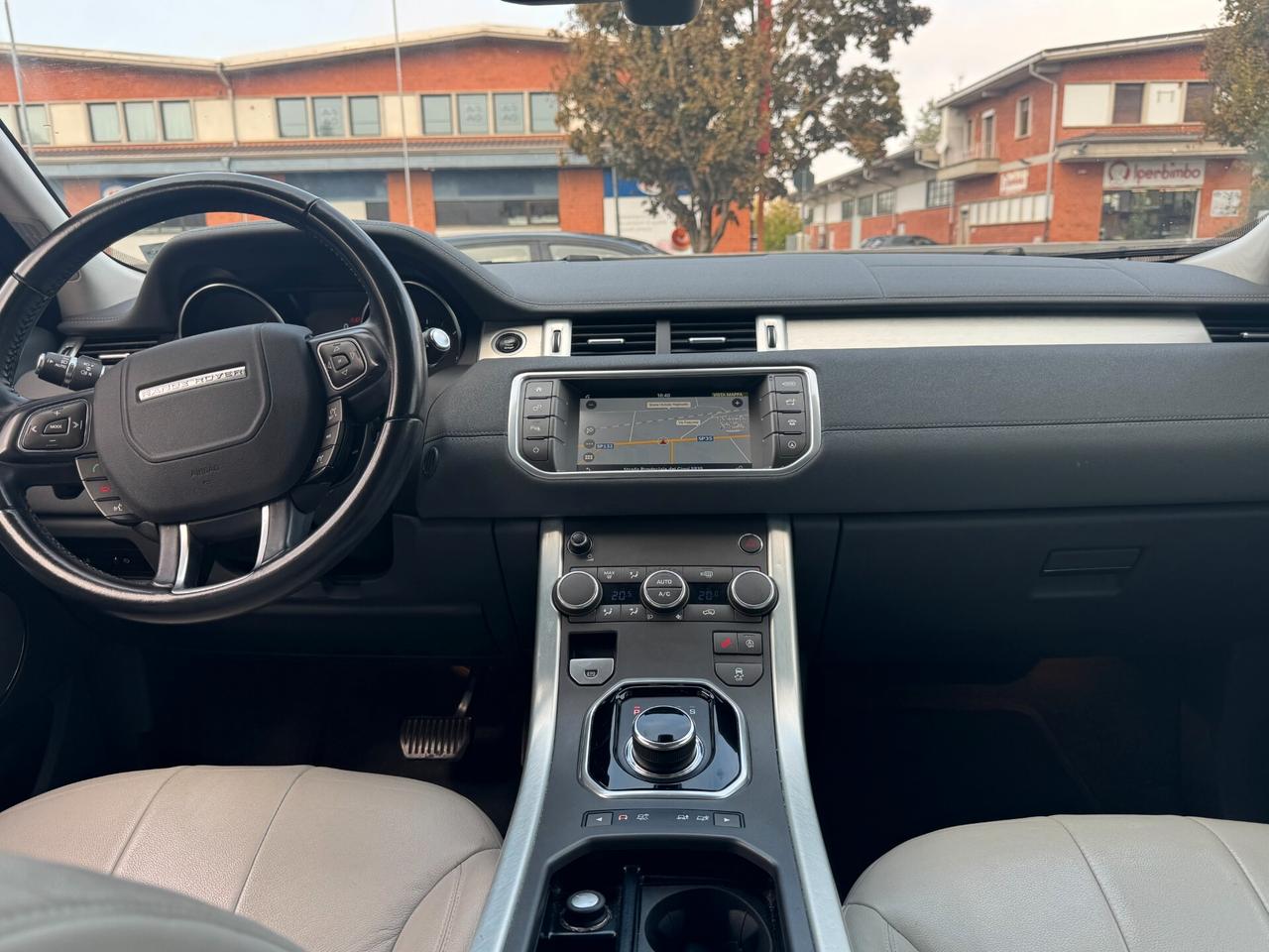 Land Rover Range Rover Evoque 2.0 TD4 4x4 Auto F1 – 2019 – 90.000 KM – Navigatore – Pari al Nuovo!