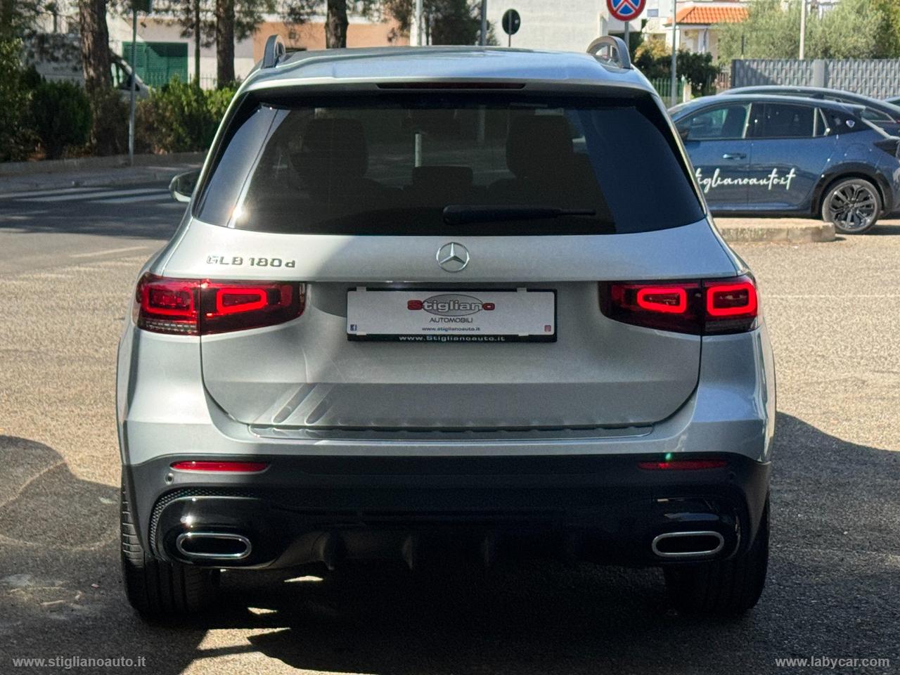 MERCEDES-BENZ GLB 180 d Automatic Premium