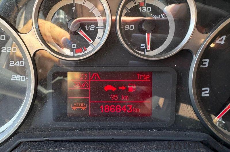 Alfa Romeo MiTo MITO 1.4 T 120 CV GPL DISTINCTIVE SPORT PACK-AUTO PER COMMERCIANTI NON RICONDIZIONATA