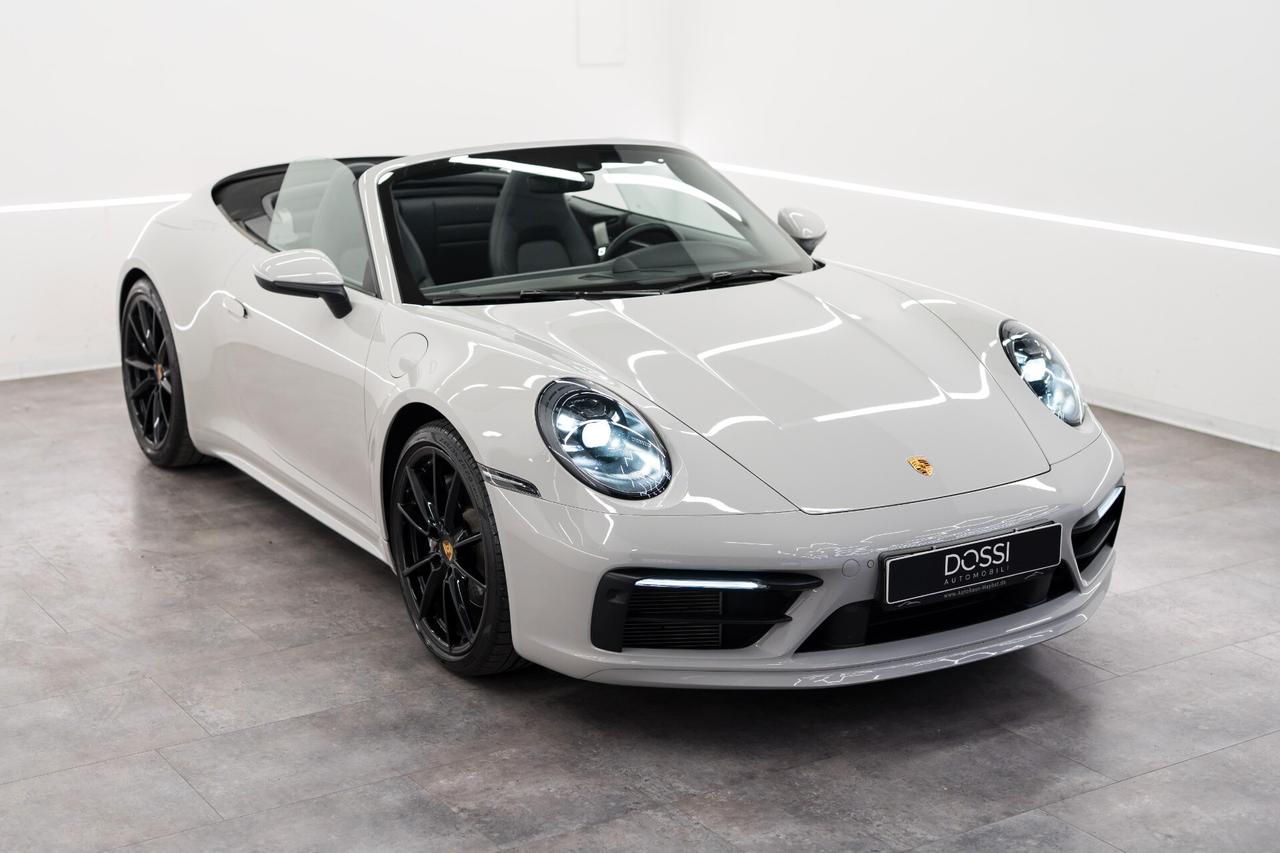 Porsche 911 Carrera Cabriolet GESSO