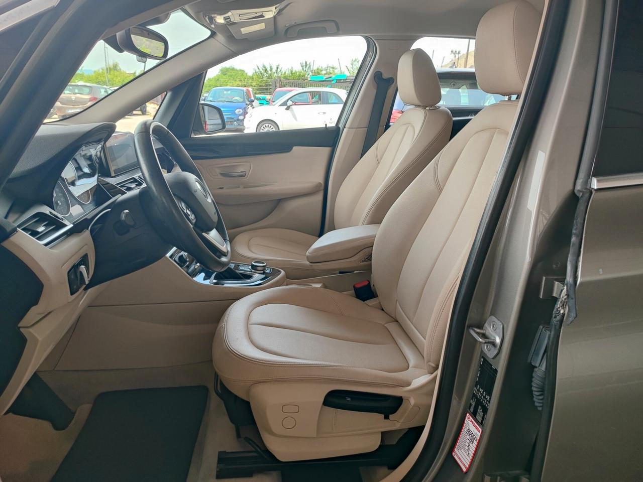 Bmw 2er Active Tourer 218d Sport
