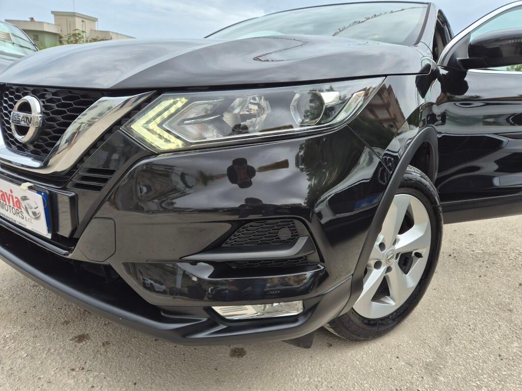 Nissan Qashqai 1.5 dCi 115CV E6 NAVI CAMERA