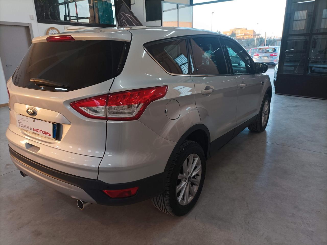 Ford Kuga 2.0 TDCI 150 CV S&S 4WD Powershift Titanium 12/2015