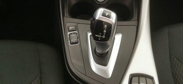 BMW 120 d 5p. Unique - CAMBIO AUTOMATICO