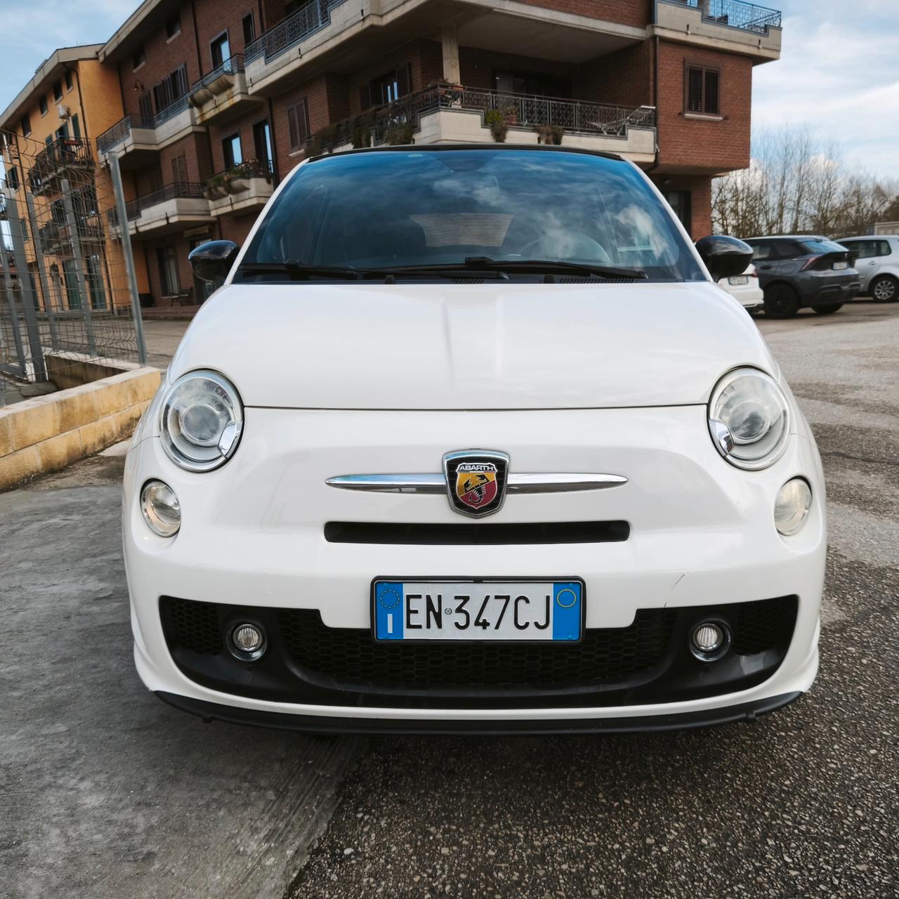 Abarth 500 C 1.4 Turbo T-Jet