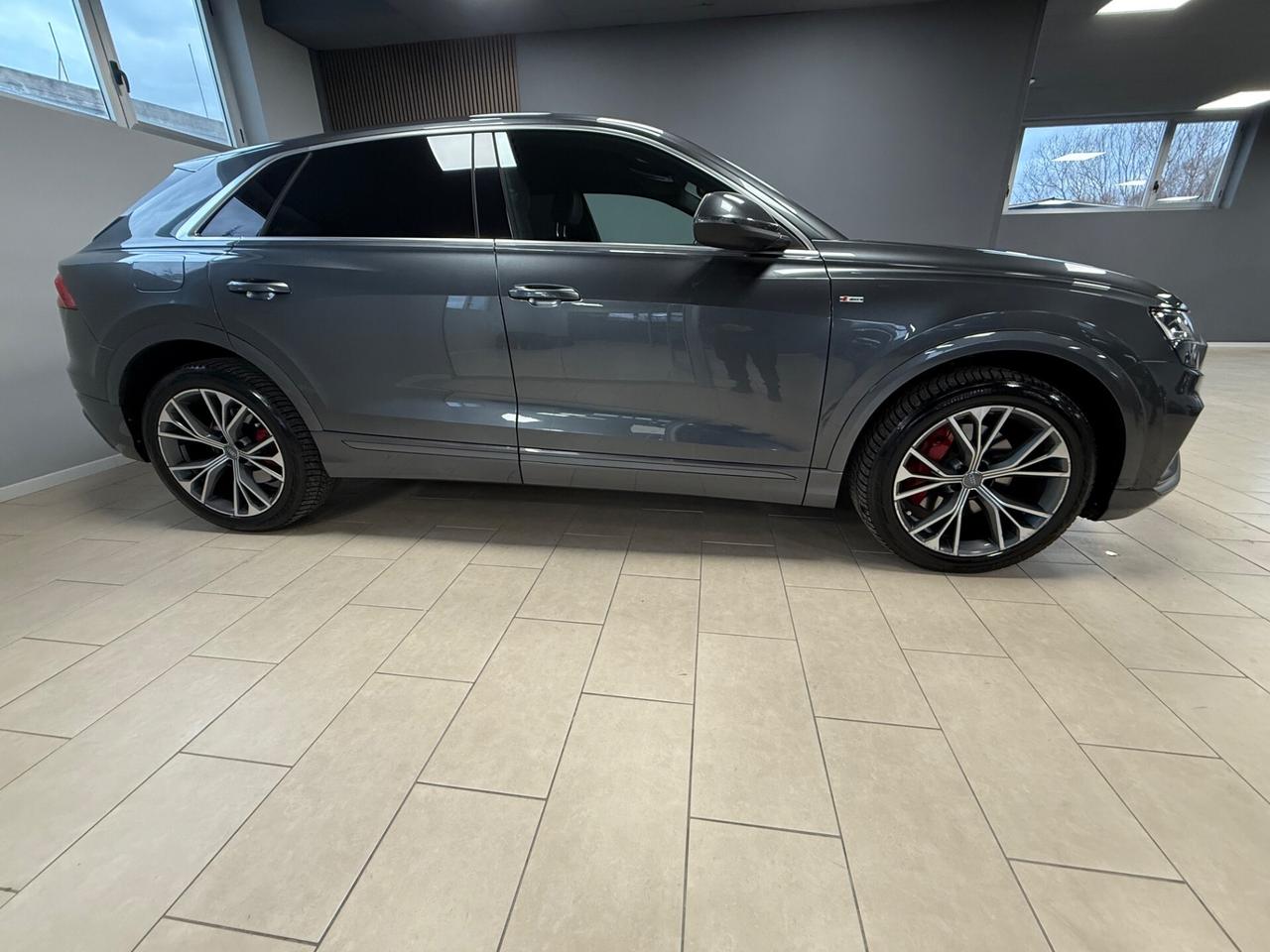 Audi Q8 50 TDI 286 CV quattro tiptronic Sport