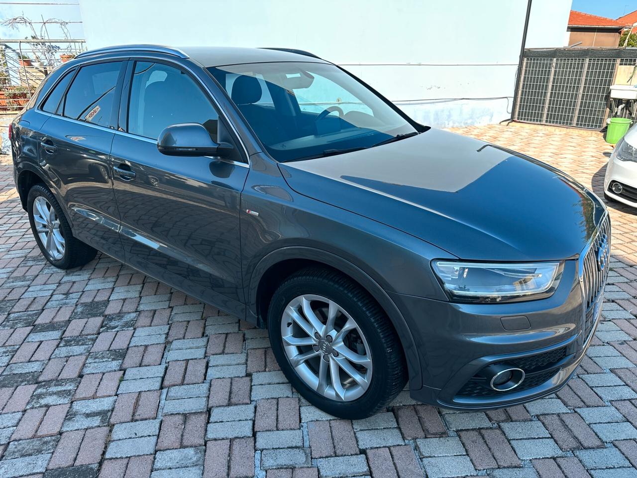 Audi Q3 2.0 TDI quattro S tronic Advanced S-line