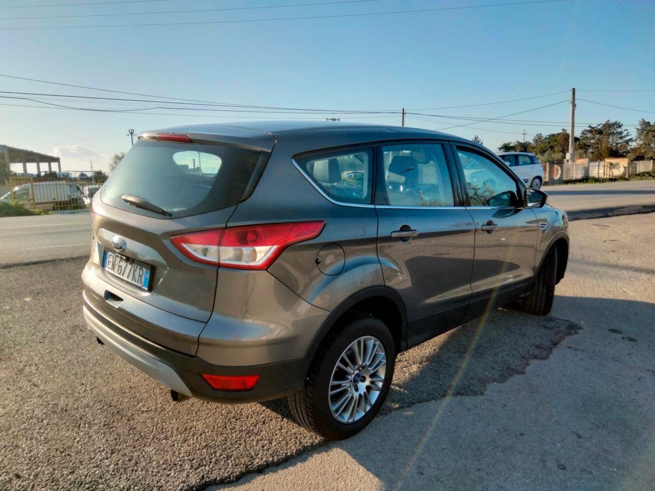 Ford Kuga 2.0 TDCI 140 CV 4WD Business