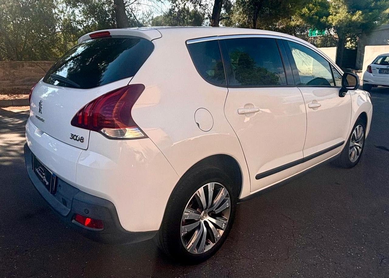 Peugeot 3008 1.6 HDi 115CV Business