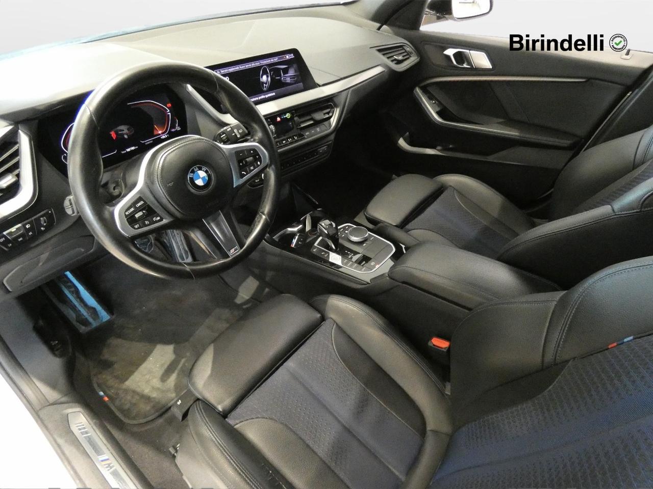 BMW Serie 1 (F40) - 118d 5p. Msport